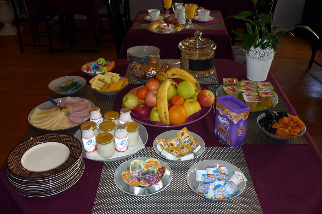 L'Hospitalet Saint Charles Hotel มงต์เปอลิเยร์ ภายนอก รูปภาพ