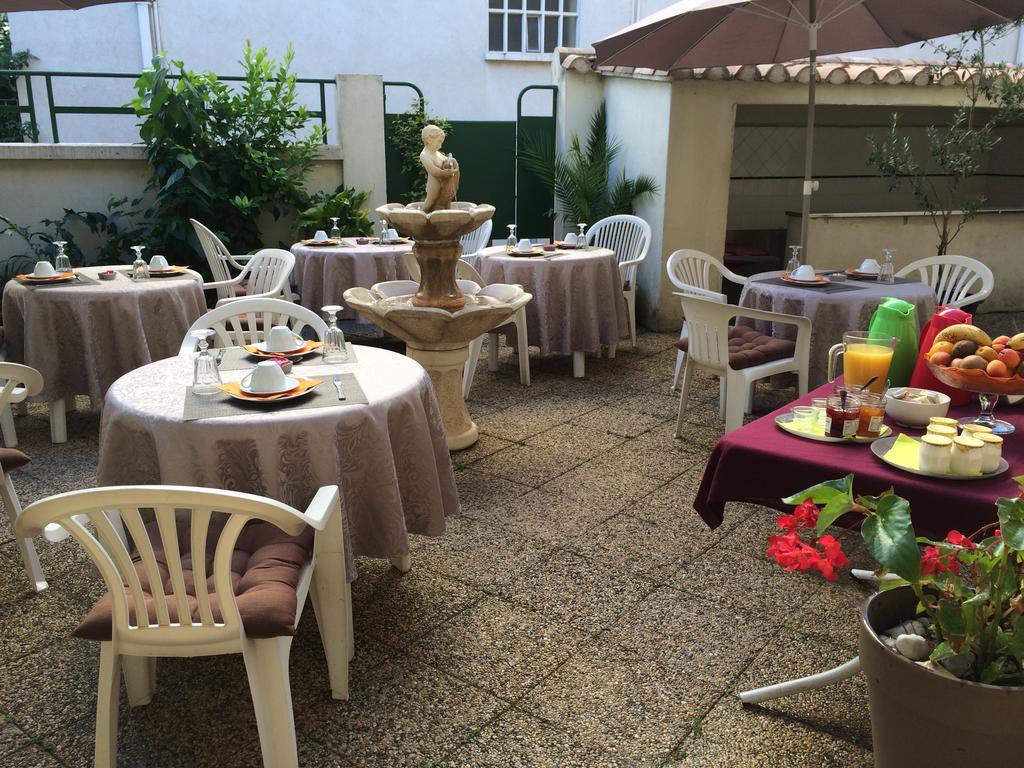 L'Hospitalet Saint Charles Hotel มงต์เปอลิเยร์ ภายนอก รูปภาพ
