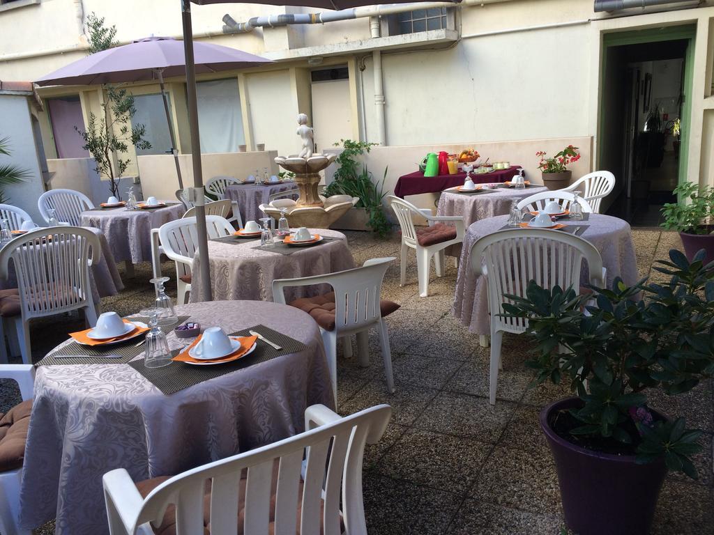 L'Hospitalet Saint Charles Hotel มงต์เปอลิเยร์ ภายนอก รูปภาพ